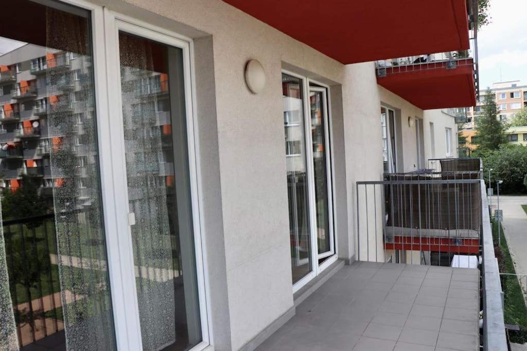 Apartment Hurka - 15 Min Do Centra, Garaz Πράγα Εξωτερικό φωτογραφία