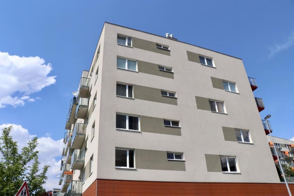Apartment Hurka - 15 Min Do Centra, Garaz Πράγα Εξωτερικό φωτογραφία