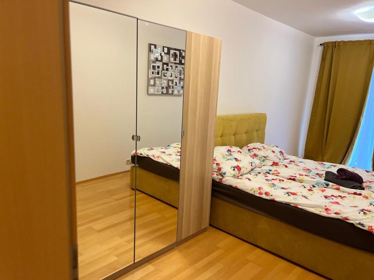 Apartment Hurka - 15 Min Do Centra, Garaz Πράγα Εξωτερικό φωτογραφία